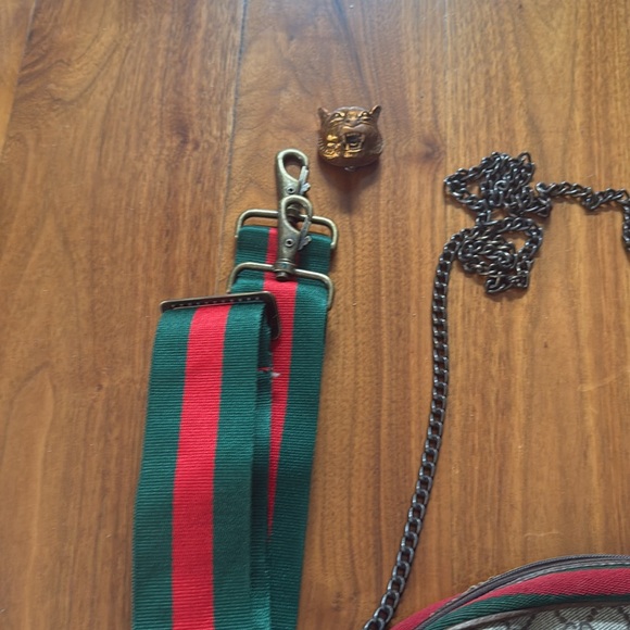 Vintage Gucci bag with Non-Gucci accessories - Picture 8 of 11